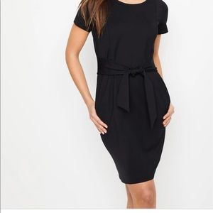 A Pea in the Pod Black Short Sleeve Tie-Waist Nursing Dress